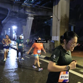 Runner Photo 7926747