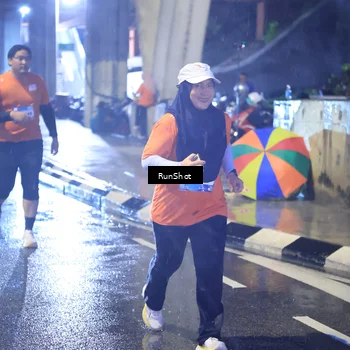 Runner Photo 7926752