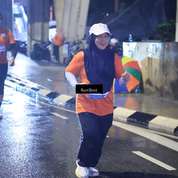 Runner Photo 7926760