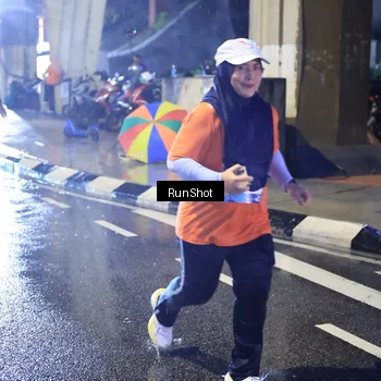 Runner Photo 7926787