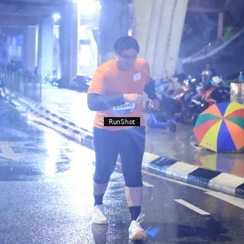 Runner Photo 7926789
