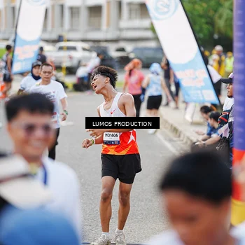 Runner Photo 7926797