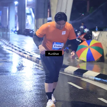 Runner Photo 7926803