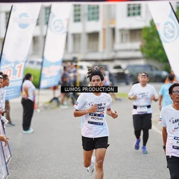 Runner Photo 7926812