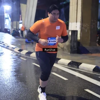 Runner Photo 7926827