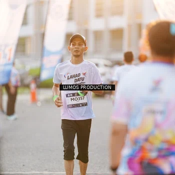 Runner Photo 7926843