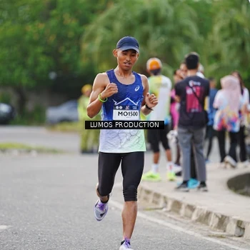 Runner Photo 7926867