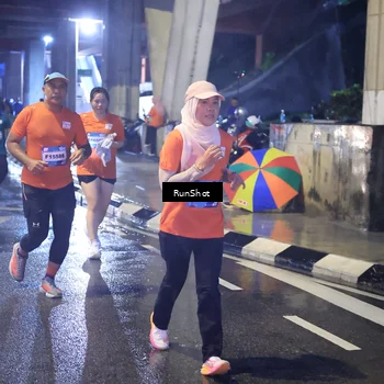 Runner Photo 7926872