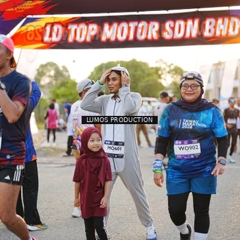 Runner Photo 7926875