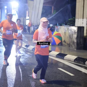 Runner Photo 7926878