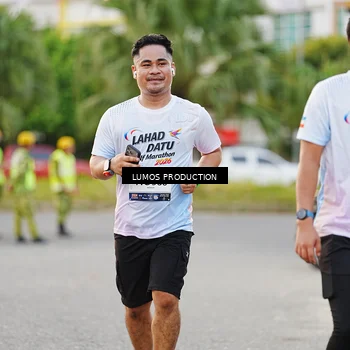 Runner Photo 7926879