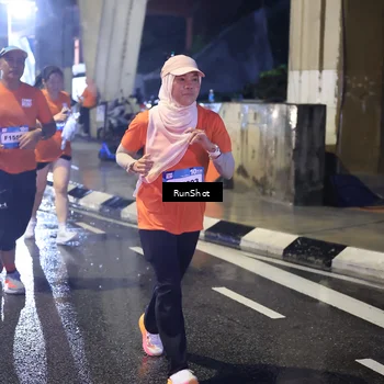 Runner Photo 7926880