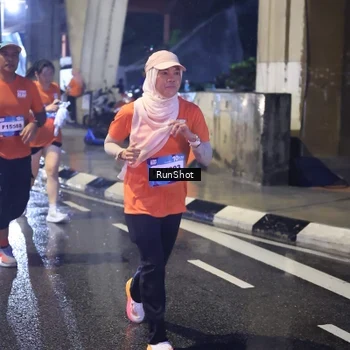 Runner Photo 7926881