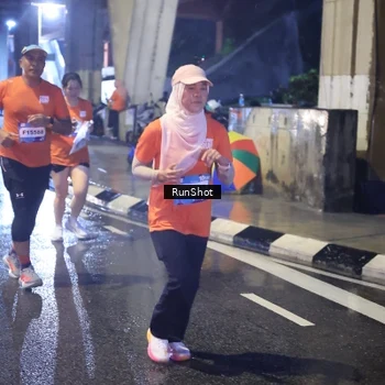 Runner Photo 7926882