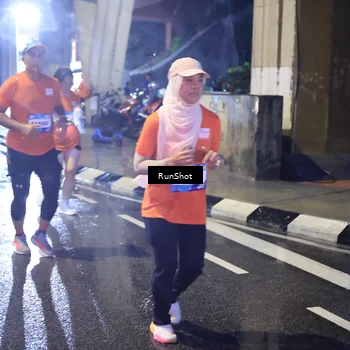 Runner Photo 7926888