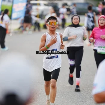 Runner Photo 7926910