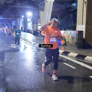 Runner Photo 7926915