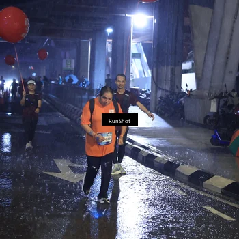 Runner Photo 7926919