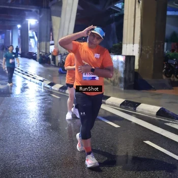Runner Photo 7926930