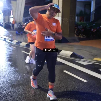 Runner Photo 7926947
