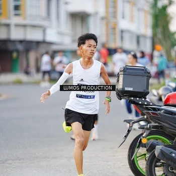 Runner Photo 7926950