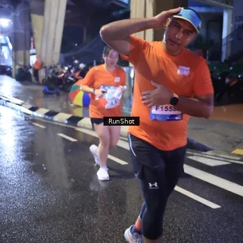 Runner Photo 7926958