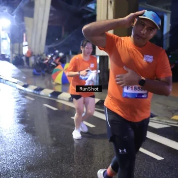 Runner Photo 7926959