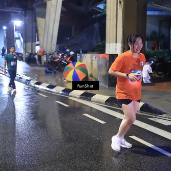 Runner Photo 7926968