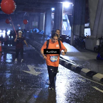 Runner Photo 7926970