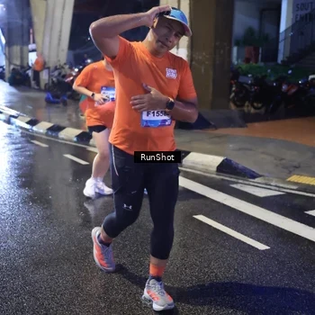 Runner Photo 7926978