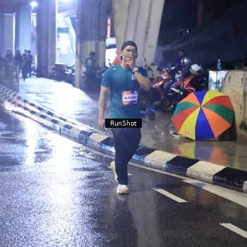 Runner Photo 7926984