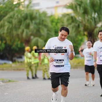 Runner Photo 7926989