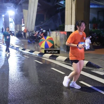 Runner Photo 7926998
