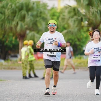 Runner Photo 7927000