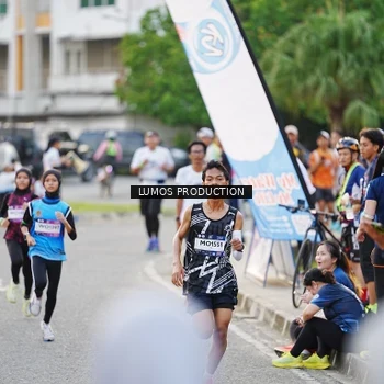 Runner Photo 7927063