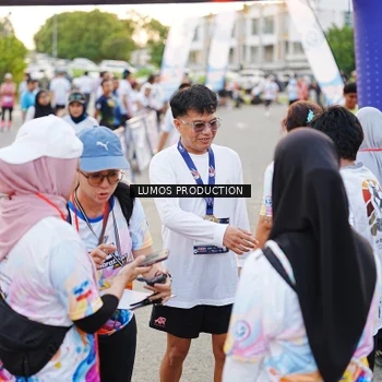 Runner Photo 7927064