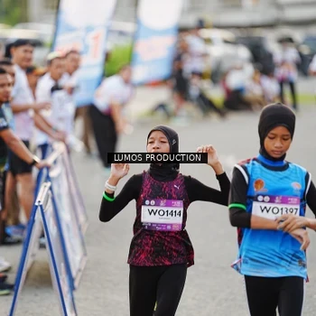 Runner Photo 7927072