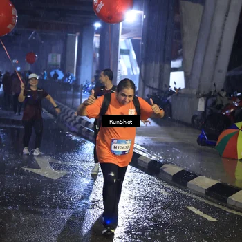 Runner Photo 7927074