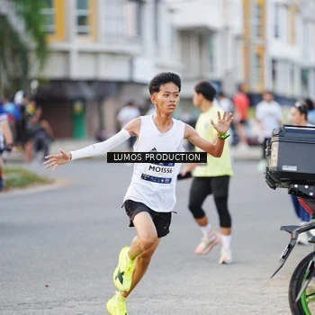 Runner Photo 7927097