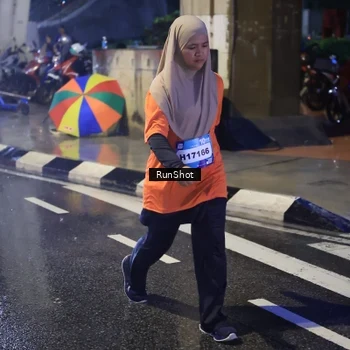 Runner Photo 7927119