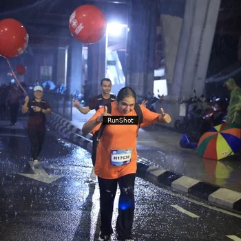 Runner Photo 7927124