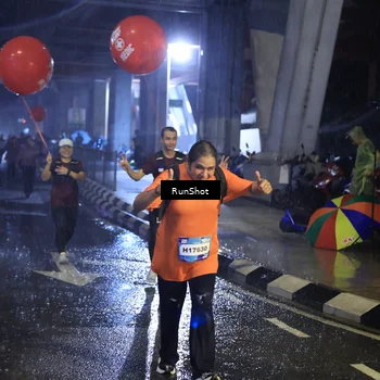 Runner Photo 7927142
