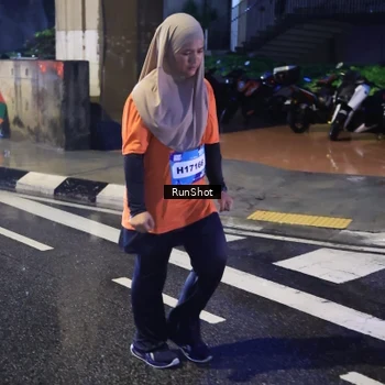Runner Photo 7927151