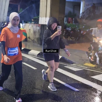 Runner Photo 7927187