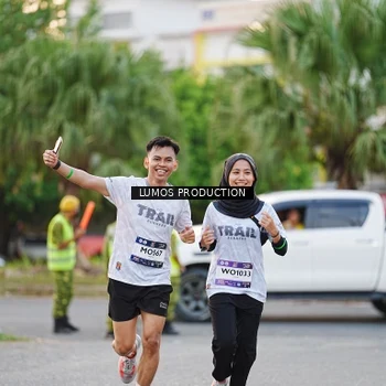 Runner Photo 7927213