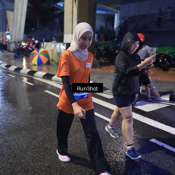Runner Photo 7927214