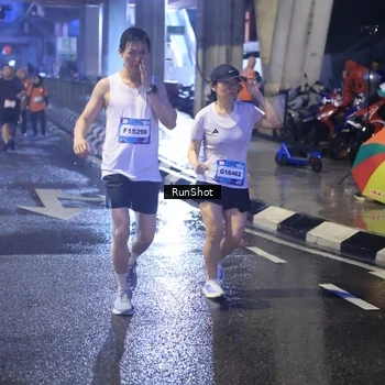 Runner Photo 7927236
