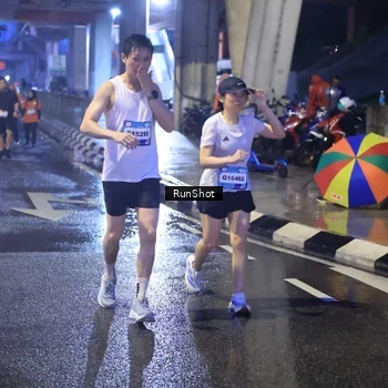 Runner Photo 7927243