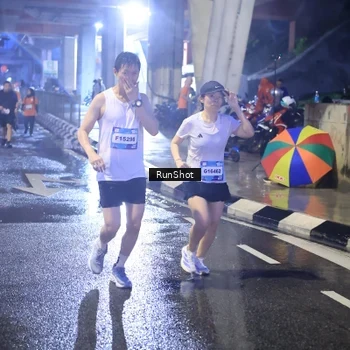 Runner Photo 7927259