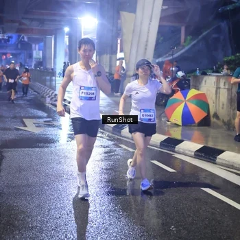Runner Photo 7927262